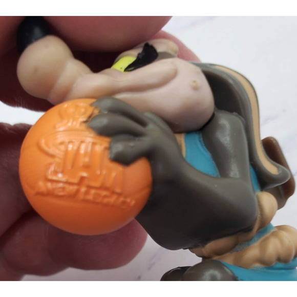 2020 Space Jam Wile E Coyote Basketball Figure McDonalds Happy Meal Toy - Picture 7 of 8